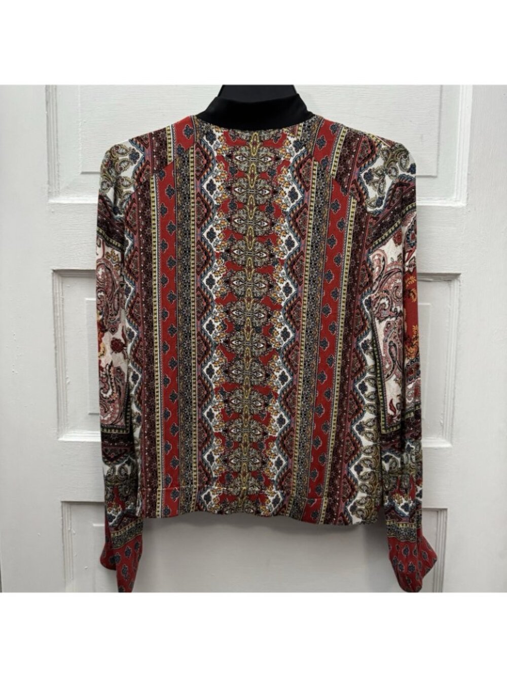 Xhilaration Paisley Print Bomber Jacket Women’s Small Boho Zip Front - Picture 3 of 7